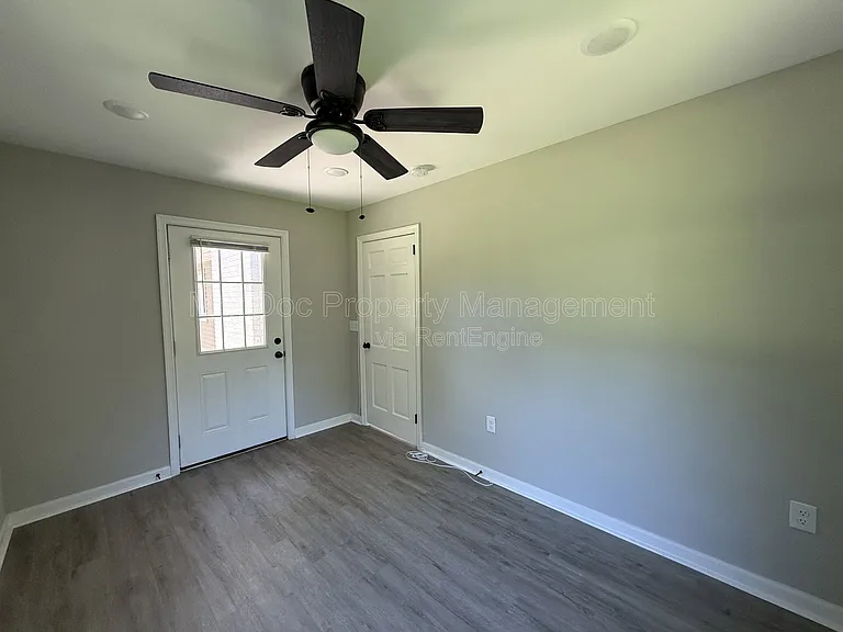12317 Metlock Rd #A — Photo 27
