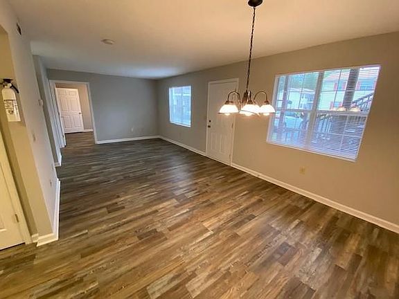 2nd image of 31M Rock Garden Pl