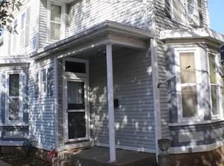 1165 Center Pl, Dubuque, IA 52001