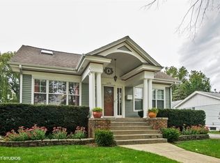 1670 Whitcomb Ave, Des Plaines, IL 60018