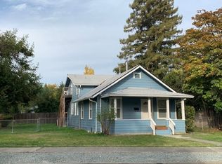 322 SW K St, Grants Pass, OR 97526