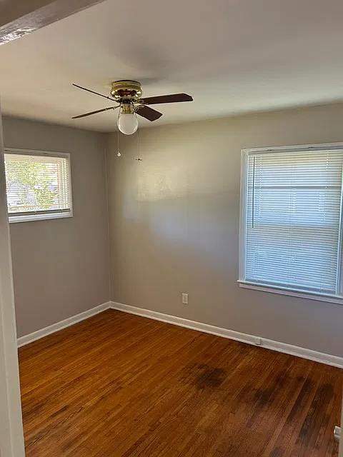 3 bed, $1,295 — Photo 4
