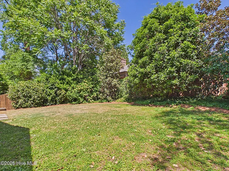 2912 Oberlin Rd — Photo 60