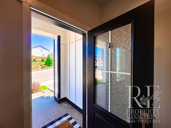 3rd image of 4219 Nettle Dr SE