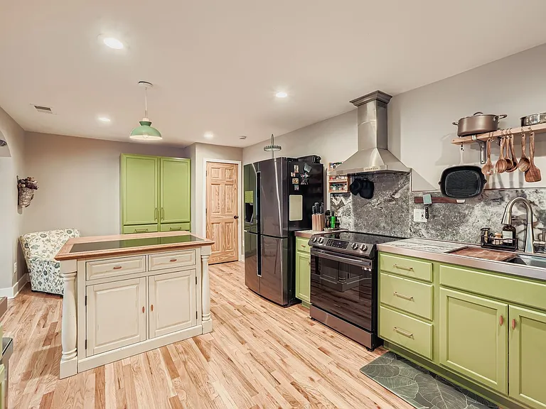 3893 Nielsen Ct — Photo 19