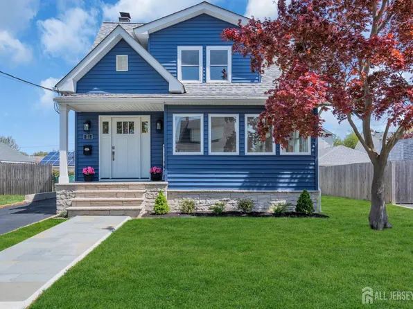 21 Market St, Edison, NJ 08817