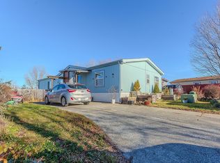 260 NW Golden Hills Dr SPC 19, Pullman, WA 99163