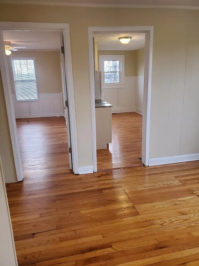 1233 East Center Street - Apt B — Photo 4