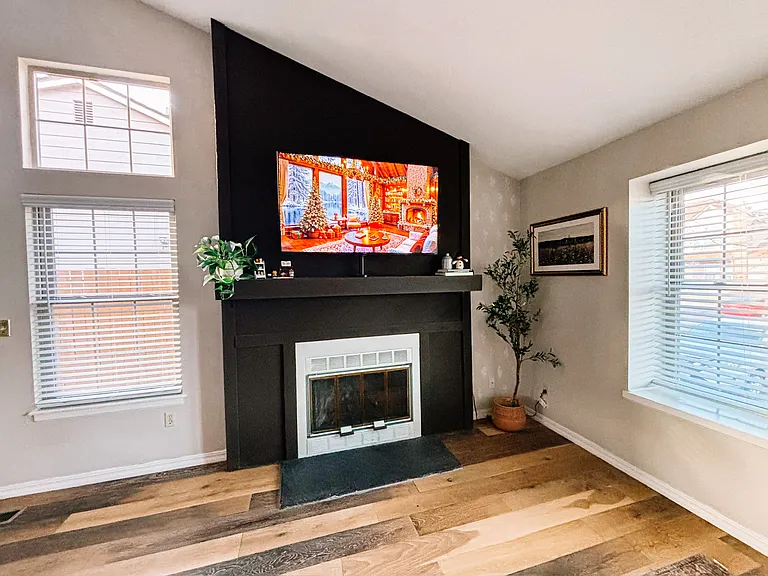6744 Overland Dr — Photo 3
