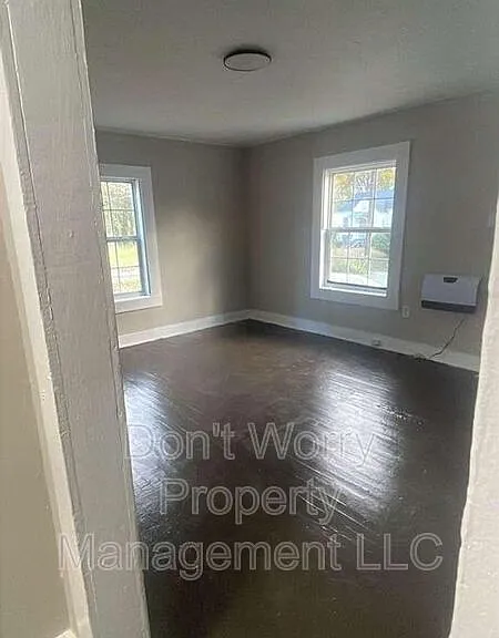 404 Carroll St — Photo 3