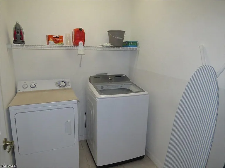 1305 Mariposa Cir #202 — Photo 21