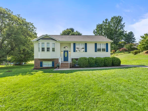 4511 Harbor Dr, Kingsport, TN 37664