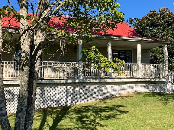 The view of the house from the front yard.