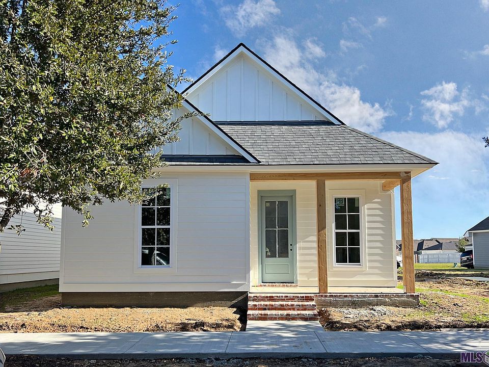 1st image of 4268 Chapel Hill Row