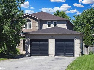 30 Ambler Bay, Barrie, ON L4M7A5