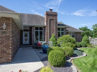 2558 W Westview St, Springfield, MO 65807