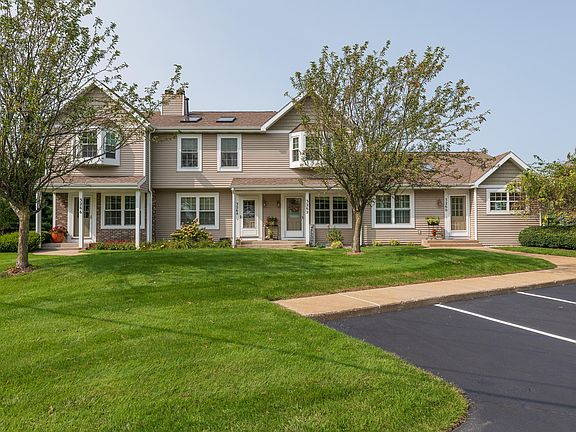 2nd image of 3260 Wimbledon Dr