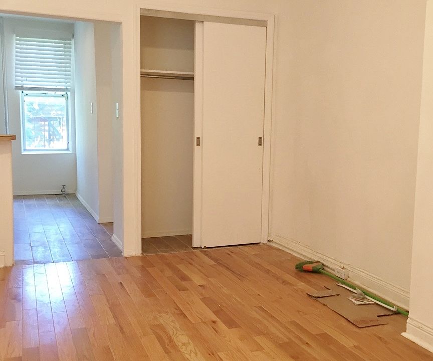 2nd image of 5223 Skillman Ave #2L