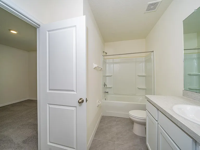 1623 Hubbell Rd — Photo 32
