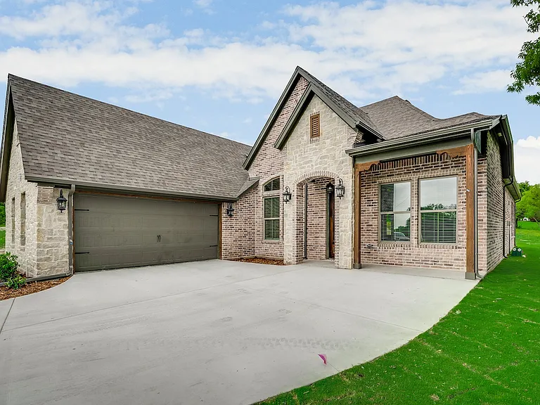 5328 Ethel Ln — Photo 3