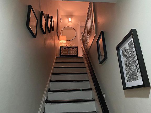 4th image of 4326 Forest Ave #8