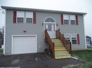 37 Wellesley Way, Bangor, ME 04401