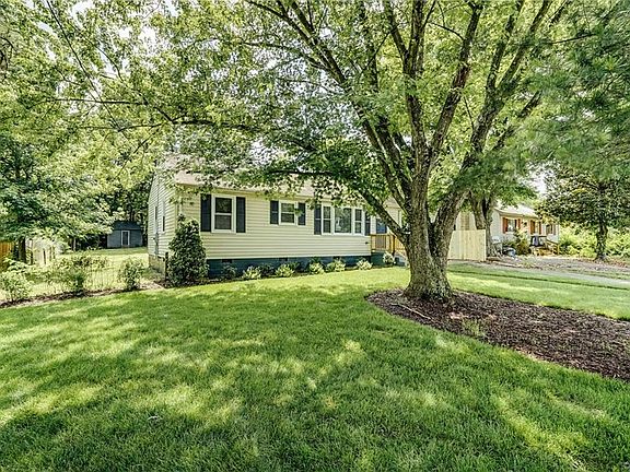 2nd image of 5407 Pippin Ln