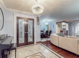 98-20 62nd Dr APT 10D, Rego Park, NY