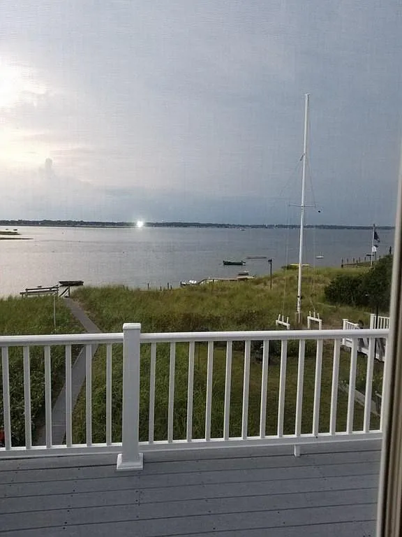 1 bed, 850 sqft, $2,300 — Photo 4