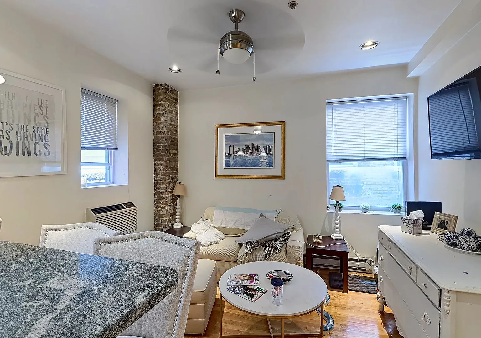 Charming North End 2-Bed with AC & No Broker Fee! — Photo 2