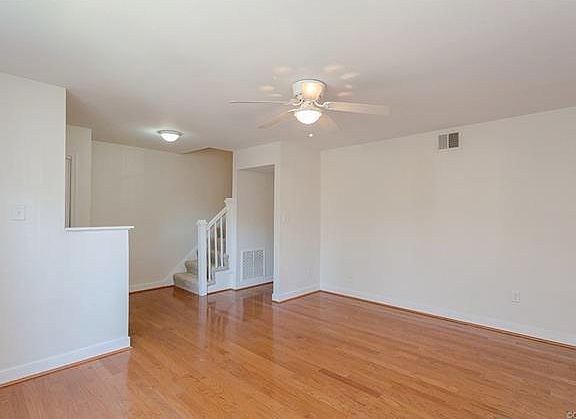 5th image of 1812 Cambridge Ct