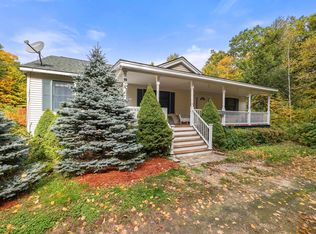 159 Summit View Dr, Tamworth, NH 03886