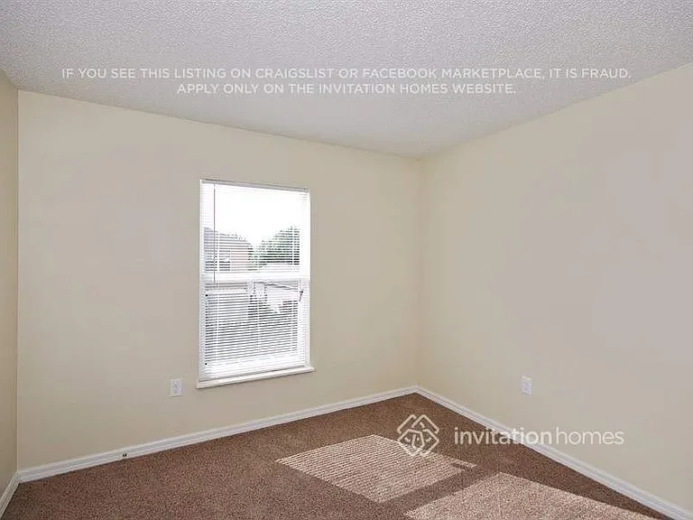 6702 Lorain St — Photo 12