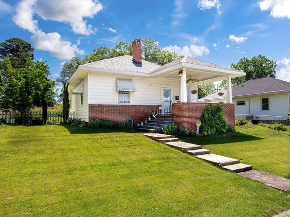 16 Upland St, Lyman, SC 29365