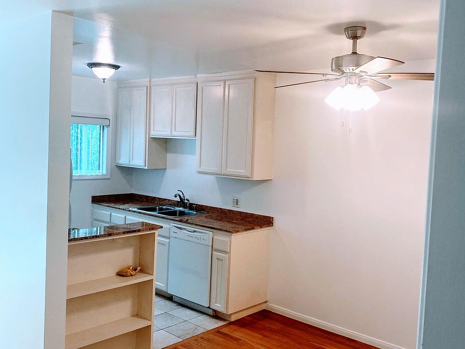 2nd image of 1320 S Ridgeley Dr #11