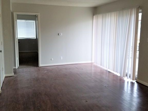 2nd image of 3800 Warwick Blvd APT 1