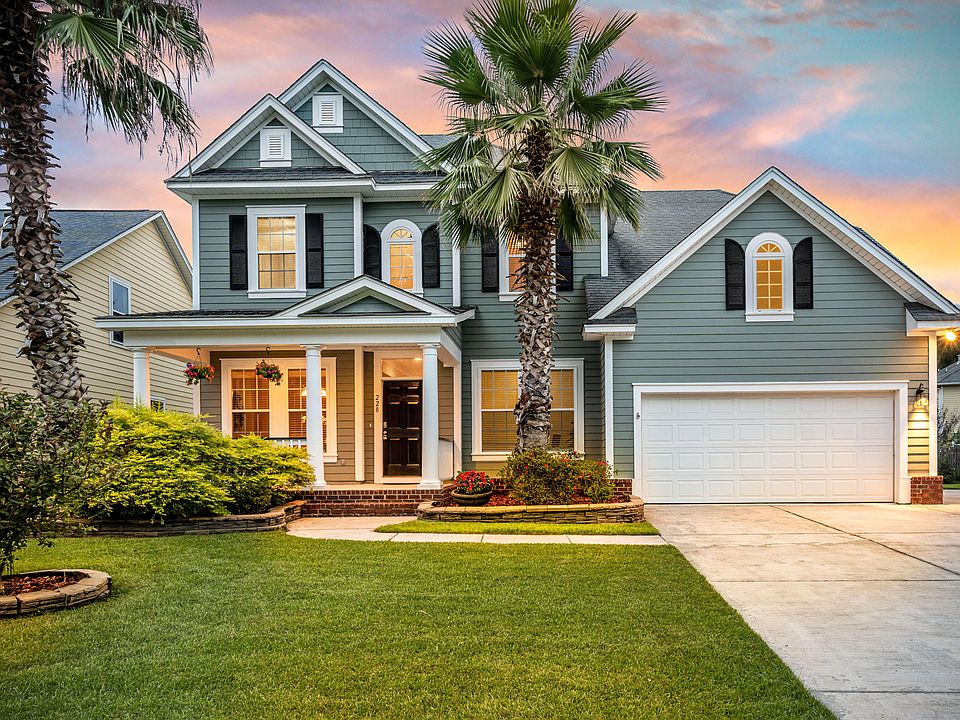 1st image of 228 Carolinian Dr