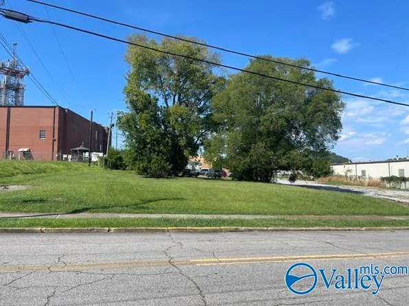 Chestnut St, Gadsden, AL 35901