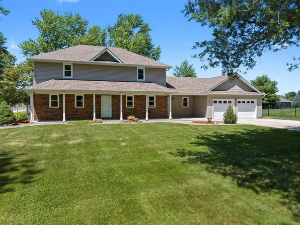 6815 Middlegate Ln, Glen Carbon, IL 62034