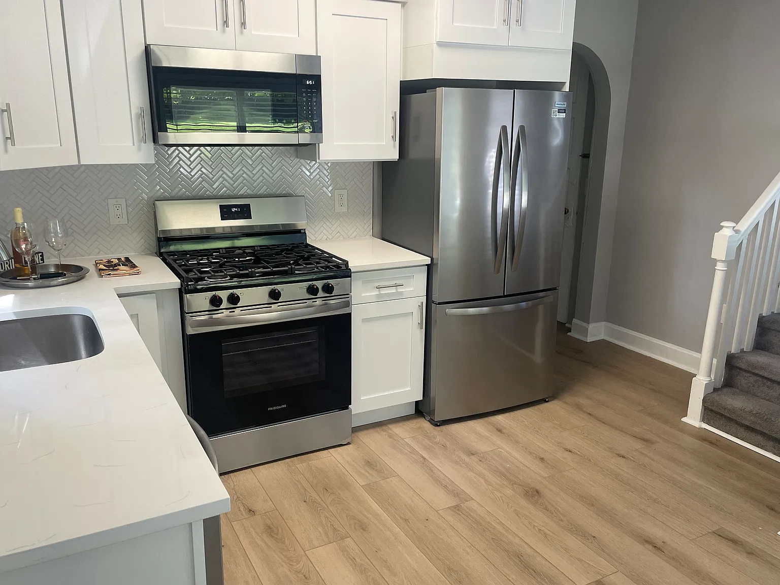 2 bed, 1.5 bath, $2,695 — Photo 3