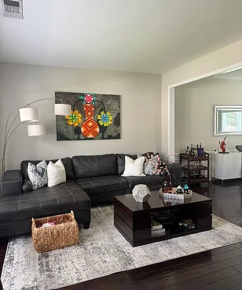 530 Sessingham Ct — Photo 6