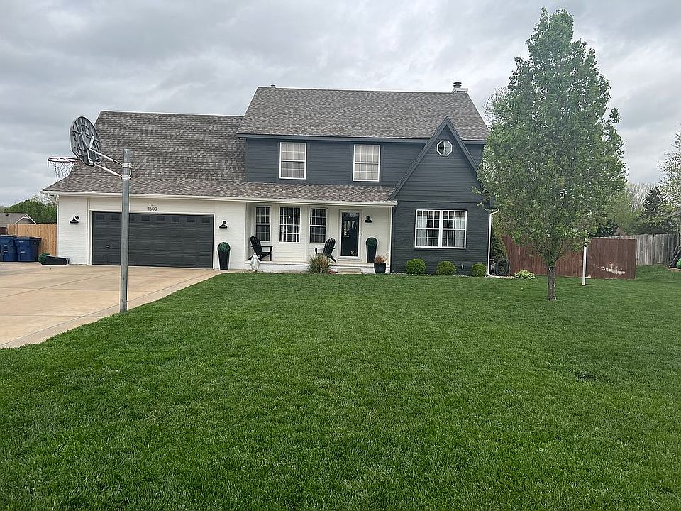 1st image of 1500 W Boxwood Ln