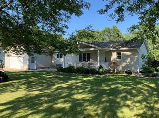 1008 Overlook Dr, Willard, OH 44890
