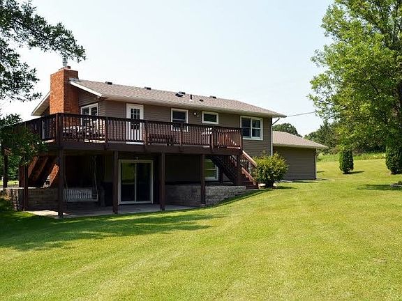 2nd image of 4230 Greenway Cir NE