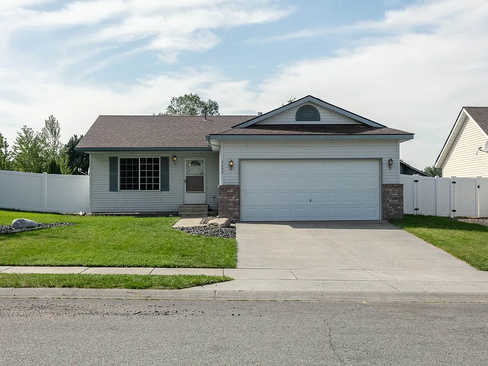 3695 N Graphite Ct
