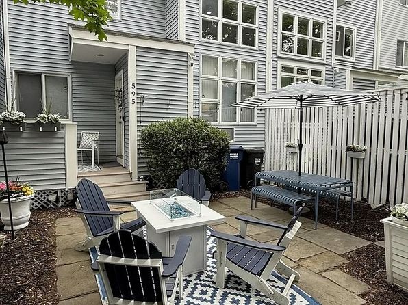 595 Putnam Ave #595