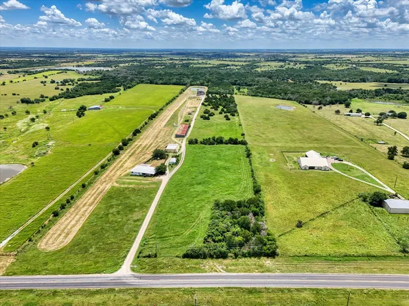 W Moonlight Dr, Waco, TX 76706