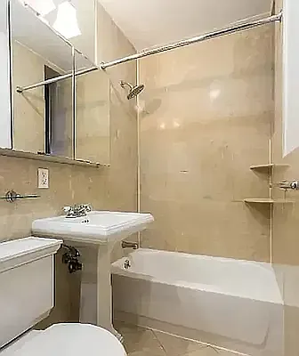 Rented by REAL New York | media 5