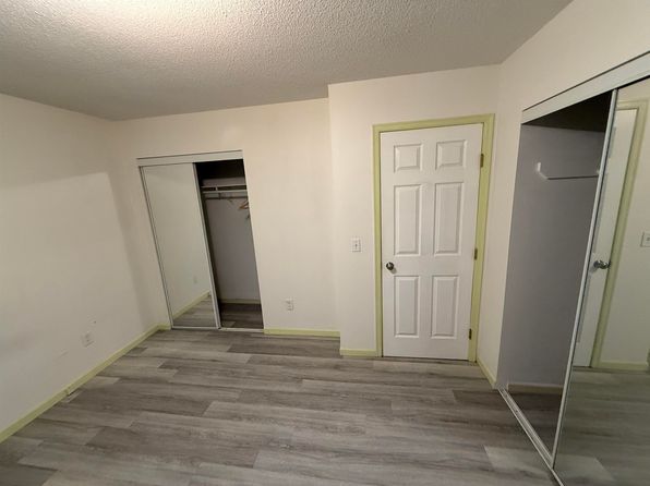 3 bedroom rental in Surrey — photo 11