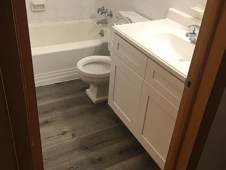 17105 Madison Ave #2 — Photo 5